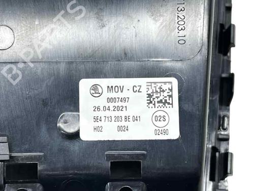 Gear lever SKODA OCTAVIA IV (NX3, NN3, PV3) 1.5 TSI e-TEC | BP30959476M90