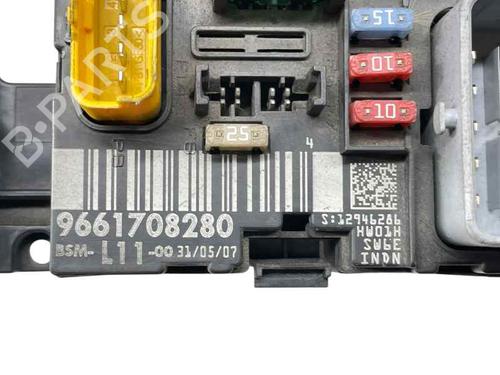 Used Fuse box Fuse box PEUGEOT 307 Break (3E) 1.6 HDi 110 (109 hp) 30476797 30476797