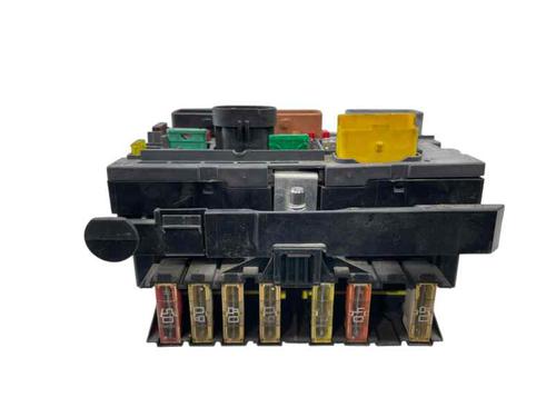 Fuse box CITROËN C5 III (RD_) 2.0 HDi 140 (RDRHF8, RDRHFA, RDRHA8, RDRHAJ) | BP29875643E1