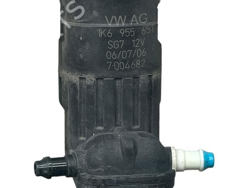 windscreen-washer-tank-seat-leon-1p1-2005-2006-2007-2008-2009-2010-2011-2012-2013-25210443 main image