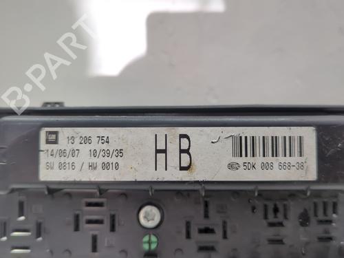 Fuse box OPEL ASTRA H (A04) 1.4 (L48) | BP26673776E1 