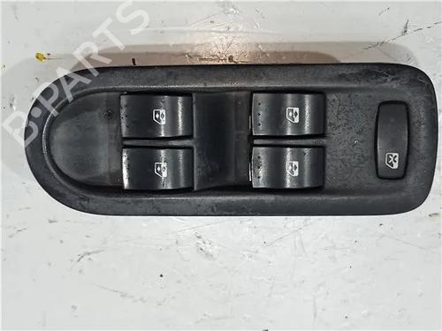 Spak kontakt RENAULT SCÉNIC I MPV (JA0/1_, FA0_) 1.9 dCi (JA05, JA1F) (102 hp) 23916828
