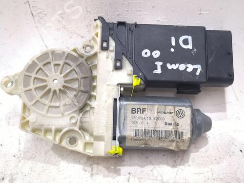 Portierruitmotor linksvoor SEAT LEON (1M1) 1.9 TDI (110 hp) 28623848