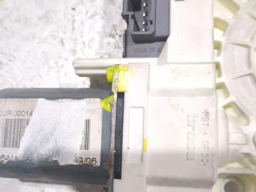 Right front window motor LAND ROVER RANGE ROVER SPORT I (L320) 2.7 D 4x4 | BP23950166E20 