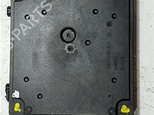 Boîte à Fusibles RENAULT SCÉNIC I MPV (JA0/1_, FA0_) 1.9 dCi (JA05, JA1F) | BP23915214E1 