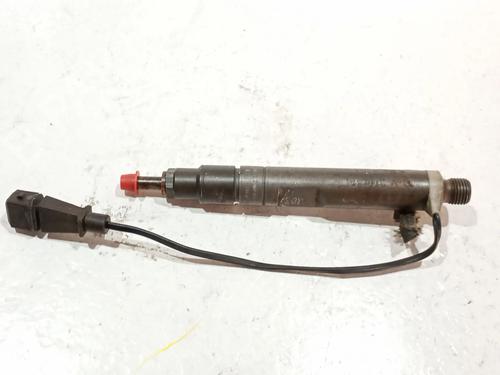 Injector VOLVO V70 I (875, 876) 2.5 TDI | BP25470547M100 
