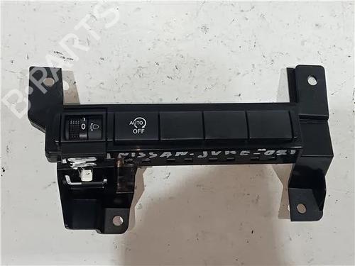 Used Switch NISSAN JUKE (F16_) 1.0 (114 hp) 23919440