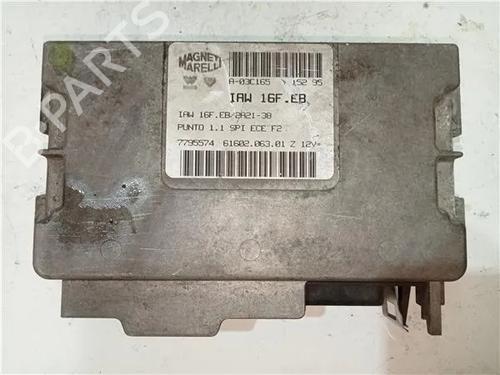 Used Electronic module FIAT PUNTO (176_) 55 1.1 (54 hp) 26558536