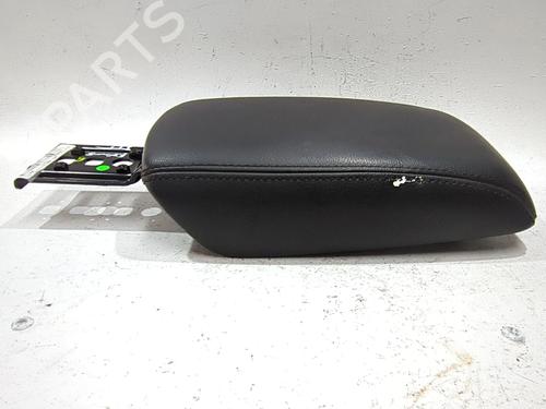 Used Armrest / Center console FORD FOCUS III 1.6 TDCi (115 hp) 28530521