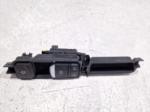 Switch RENAULT MEGANE IV Hatchback (B9A/M/N_) 1.6 TCe 205 (B9MV) | BP29697402I30 
