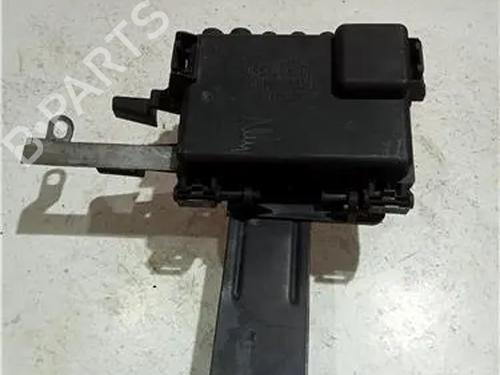 Ander VW GOLF IV (1J1) 1.4 16V (75 hp) 23928773
