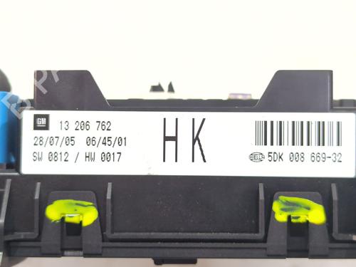 Fuse box OPEL ASTRA H (A04) 1.7 CDTI (L48) | BP37027526E1 - Image 8