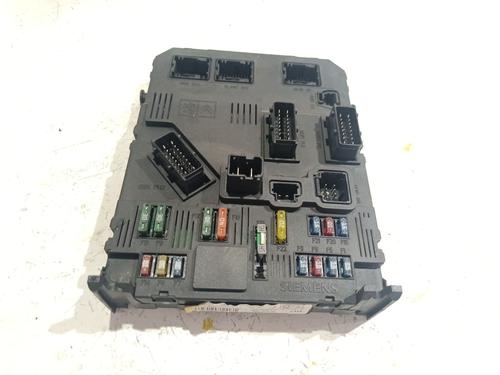 Fuse box PEUGEOT 206 SW (2E/K) 1.4 | BP39226421E1 - Image 2