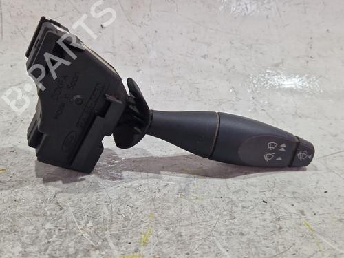 switch-ford-focus-ii-saloon-db_-fch-dh-2005-33933017 main image