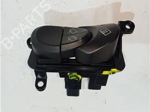 Used Switch HYUNDAI COUPE I (RD) 1.6 16V (116 hp) 23910808