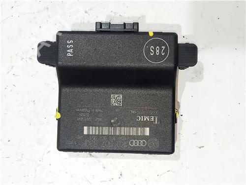 Elektronische module SKODA OCTAVIA II (1Z3) 2.0 TDI (140 hp) 23920057