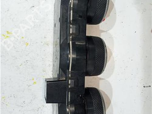 Climate control MITSUBISHI LANCER VIII (CY_A, CZ_A) 2.0 DI-D (CY8A) | BP23932885I5 