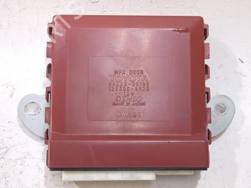 Elektronisk modul LEXUS GS (_S19_) 300 (GRS190_, GRS190R) (249 hp) 28530208
