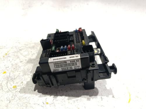 Used Fuse box Fuse box CITROËN XSARA (N1) 2.0 HDi 109 (109 hp) 40291881 40291881