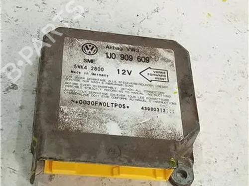 Kollisjonspute styreenhet VW GOLF IV (1J1) 1.4 16V (75 hp) 23911043