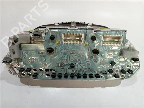 Instrument cluster VOLVO V40 Estate (645) 2.0 T | BP23907948C47 