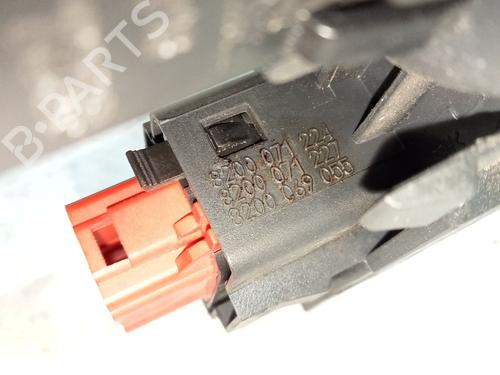 Warnblinkschalter RENAULT CLIO II (BB_, CB_) 1.5 dCi (B/CB07) | BP30936369I22