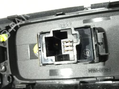 Right front window switch VOLVO C30 (533) 2.0 D | BP29585426I26 