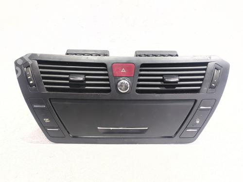 Used Air vent CITROËN C4 Grand Picasso I (UA_) 1.6 HDi 110 (112 hp) 32163519