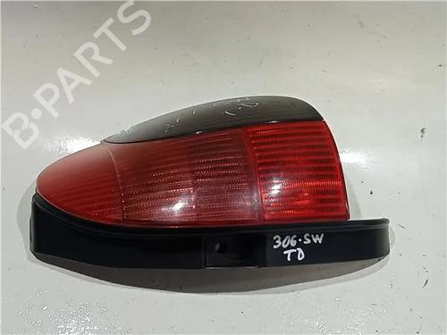 Used Right taillight PEUGEOT 306 Break (7E, N3, N5) 1.9 TD (90 hp) 23923723