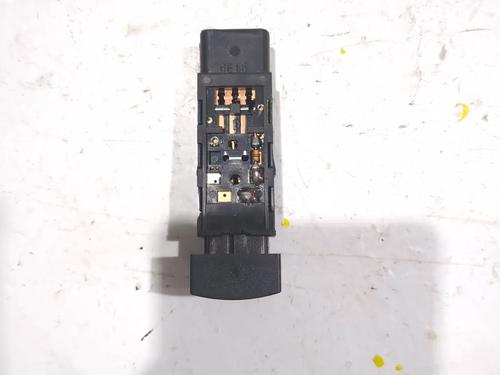 Switch HYUNDAI SANTA FÉ I (SM) 2.0 CRDi All-wheel Drive | BP23925874I30 