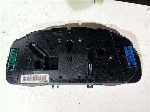 Used Instrument cluster VW PASSAT B6 Variant (3C5) 2.0 TDI 16V (140 hp) 23930566