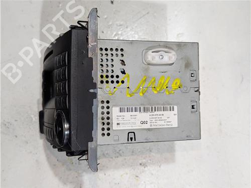 Radio MERCEDES-BENZ C-CLASS (W203) C 220 CDI (203.008) (150 hp) 23924935