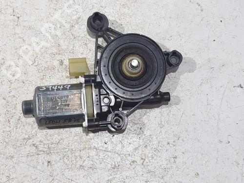 Moteur de lève-vitre avant gauche SEAT LEON ST (5F8) 2.0 TDI (150 hp) 23903029