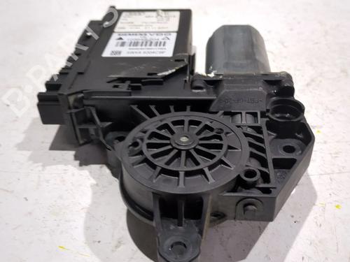 Rudehejsemotor bagstkærm venstre AUDI A4 B7 Avant (8ED) 2.0 TDI 16V | BP23902763E23 