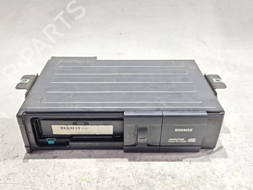 Autoradio RENAULT GRAND SCÉNIC II (JM0/1_) 2.0 (135 hp) 29938152
