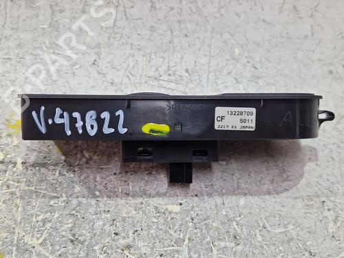 Interrupteur de vitre avant droite OPEL ASTRA H TwinTop (A04) 1.9 CDTi (L67) | BP29876521I26