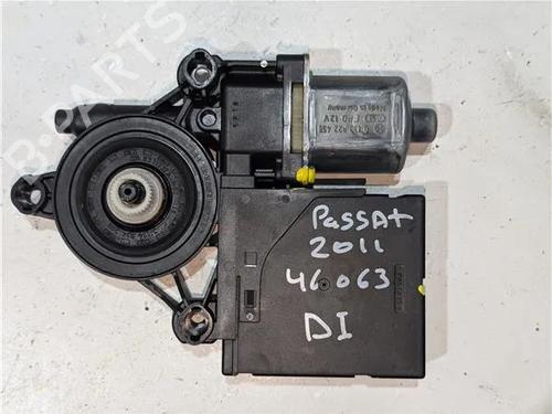 Rudehejsemotor forskærm venstre VW PASSAT B7 (362) 2.0 TDI 4motion (170 hp) 23924731