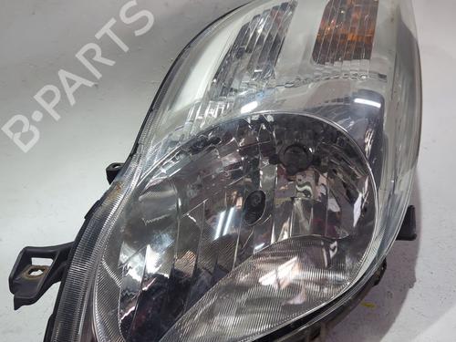 Venstre forlygte TOYOTA YARIS (_P9_) 1.4 D-4D (NLP90_, NLP90R) (90 hp) 30368643