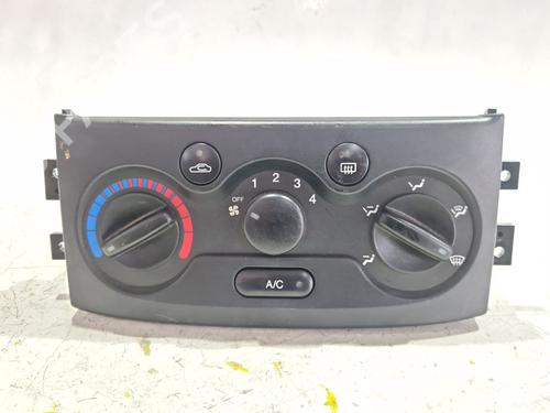Used Climate control Climate control CHEVROLET AVEO / KALOS Hatchback (T200) 1.2 (72 hp) 36529455 36529455
