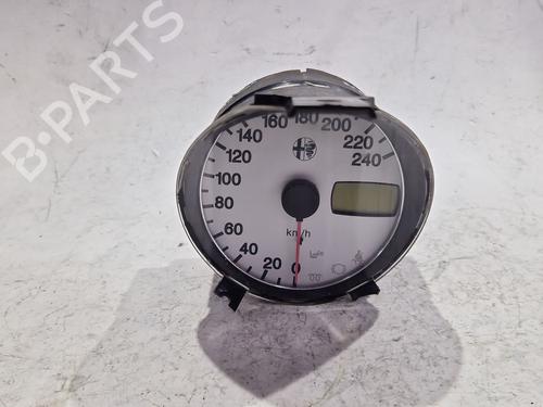 Used Instrument cluster ALFA ROMEO 156 (932_) 1.9 JTD (932B2) (105 hp) 30192418
