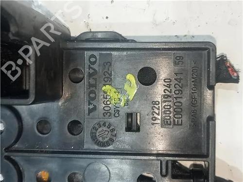 Autre VOLVO V40 Hatchback (525) D2 | BP23914752O1