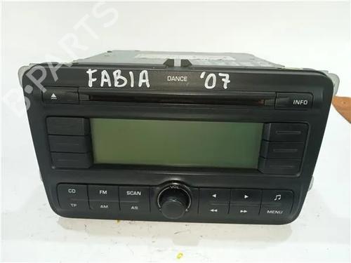 Bilradio SKODA FABIA I Combi (6Y5) 1.4 TDI (80 hp) 23932252