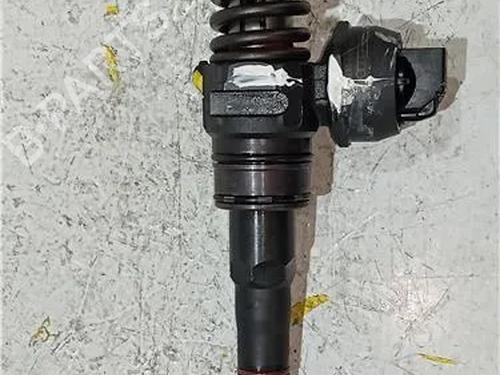 Used Injector SKODA SUPERB I (3U4) 1.9 TDI (130 hp) 23913344