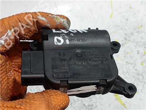 Elektronisk modul SEAT LEON (1M1) 1.9 TDI (110 hp) 23915731