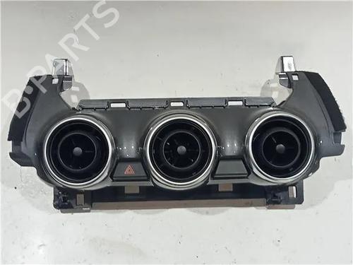Used Air vent NISSAN JUKE (F16_) 1.0 (114 hp) 23919434