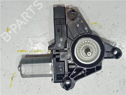 Used Left rear window motor VOLVO V40 Hatchback (525) D2 (120 hp) 23914280