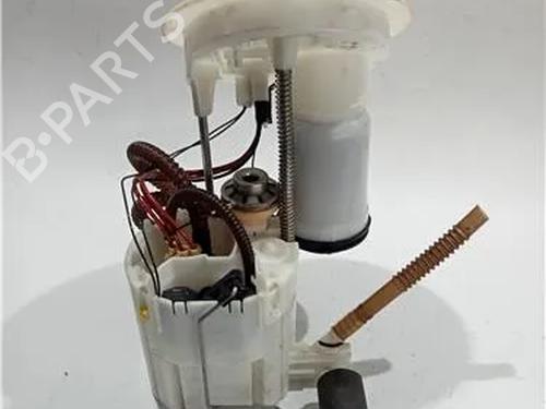 Used Fuel pump BMW 4 Coupe (F32, F82) M4 (431 hp) 23958071