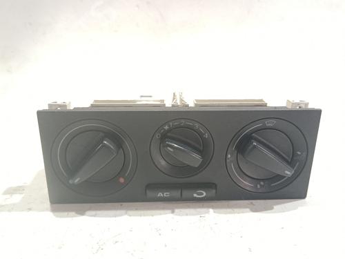 Used Climate control Climate control 37089318 37089318