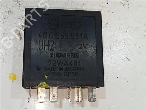 Used Fuse box AUDI A4 B6 (8E2) 1.9 TDI quattro (130 hp) 23912559