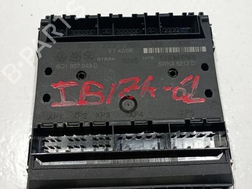 Used Fuse box SEAT IBIZA III (6L1) 1.4 TDI (70 hp) 25595699